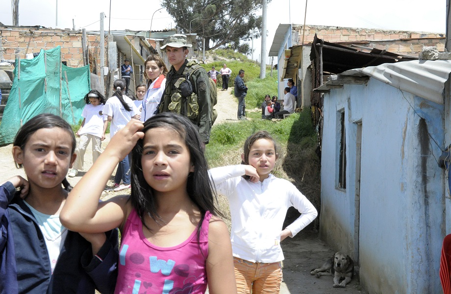América Latina enfrenta tanto a pandemia quanto as consequências econômicas