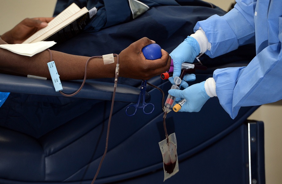 Opas alerta para queda em doações de sangue nas Américas
