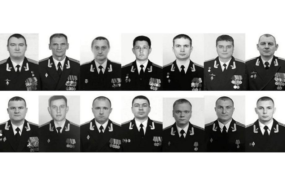 Os 14 marinheiros a bordo do submarino russo Losharik