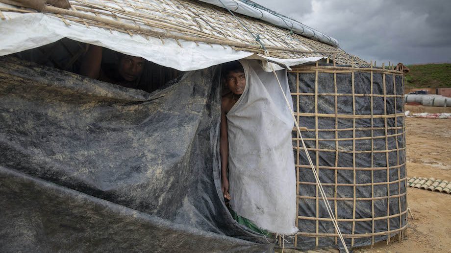 Naufrágio matou 17 rohingyas na costa de Mianmar, segundo agência da ONU