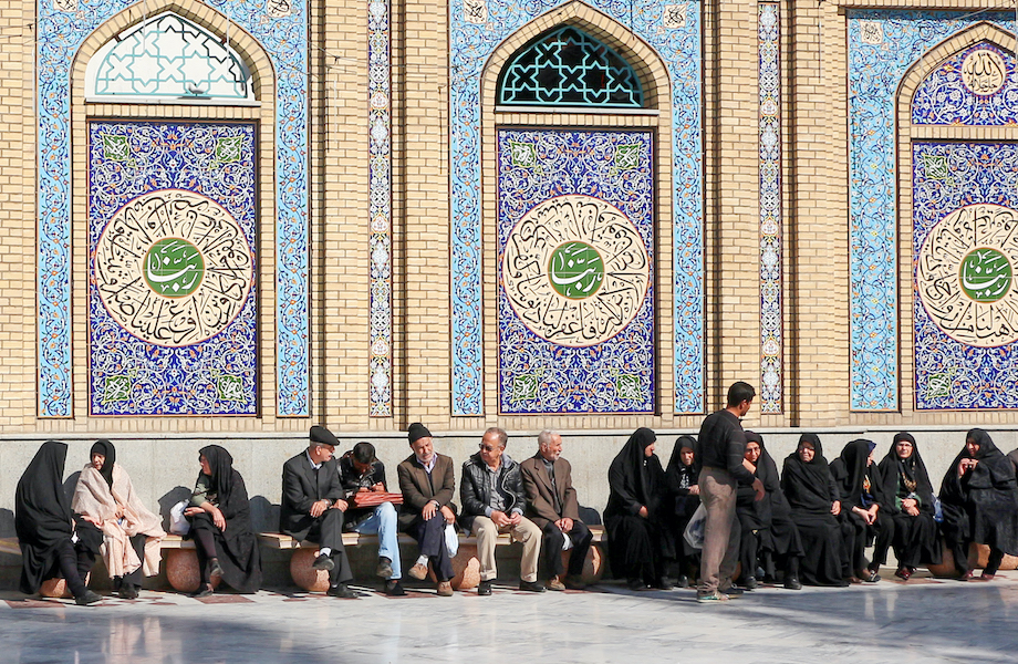 Irã limita oferta de contraceptivos pelo governo para aumentar população