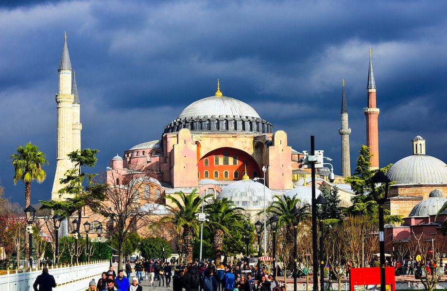 Crítica sobre mudança de status de Hagia Sophia é ataque à Turquia, diz Erdogan