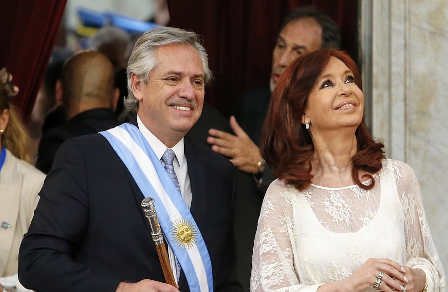 Argentina está no limite de pagamento da dívida, diz Fernández ao "FT"