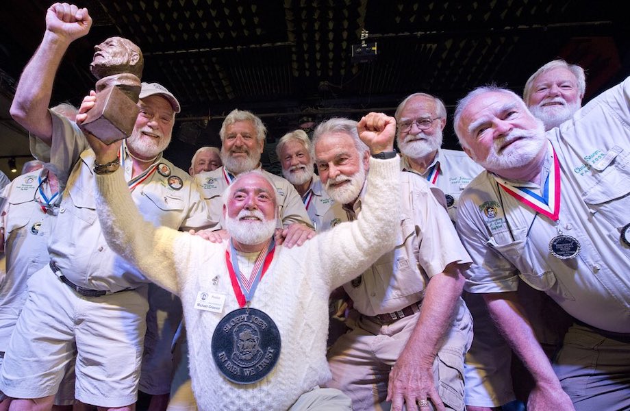 Pandemia cancela concurso de sósia do escritor Ernest Hemingway na Flórida