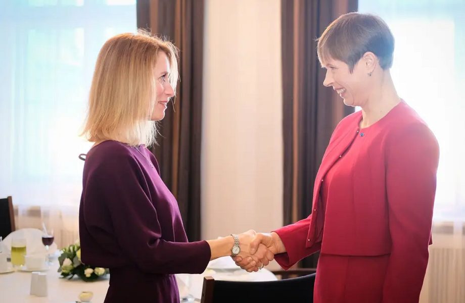 Estônia é o único país do mundo a eleger duas mulheres como chefes de Estado