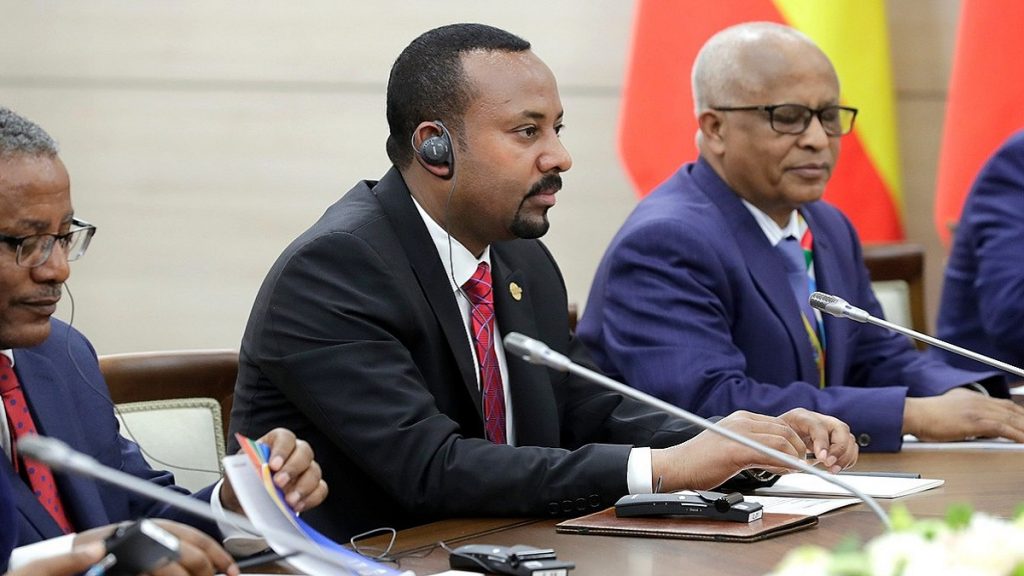 Premiê da Etiópia garante saída das tropas da Eritreia do conflito de Tigré