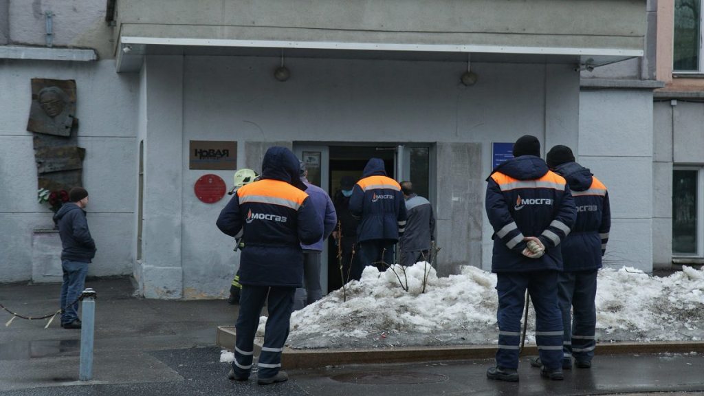 FSB investiga qual foi a 'arma química' usada em ataque a jornal russo