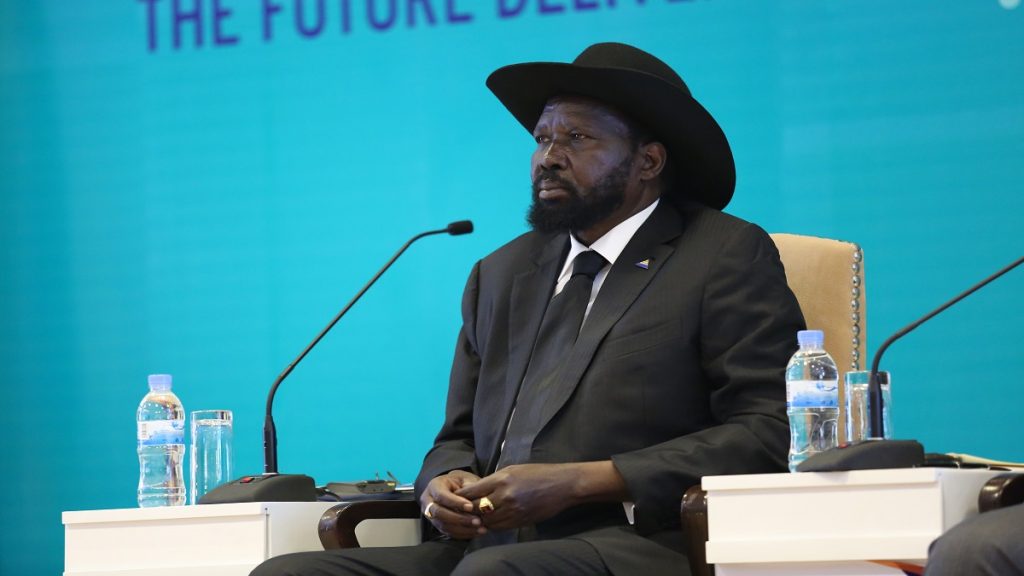 No Sudão do Sul, presidente Salva Kiir dissolve parlamento