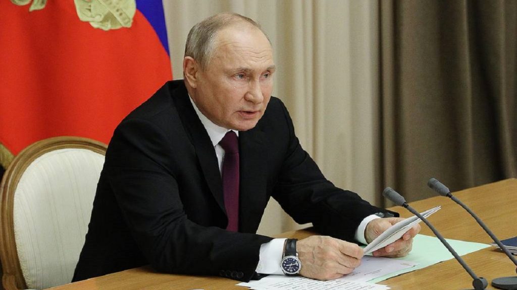 "Exército russo deve buscar tendências militares modernas", defende Putin