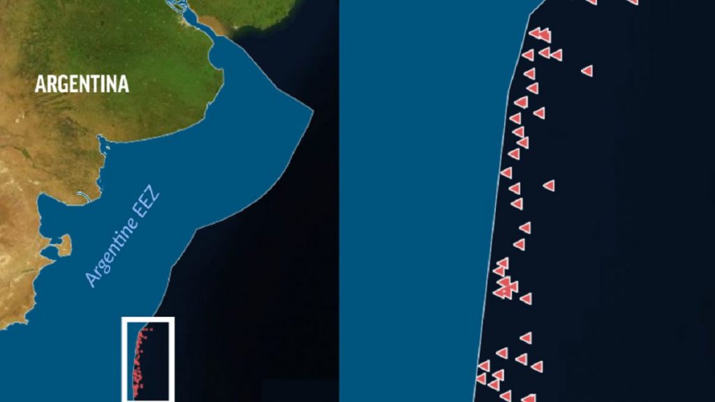 Navios chineses operaram com radares desligados em pesca ilegal na Argentina, diz relatório