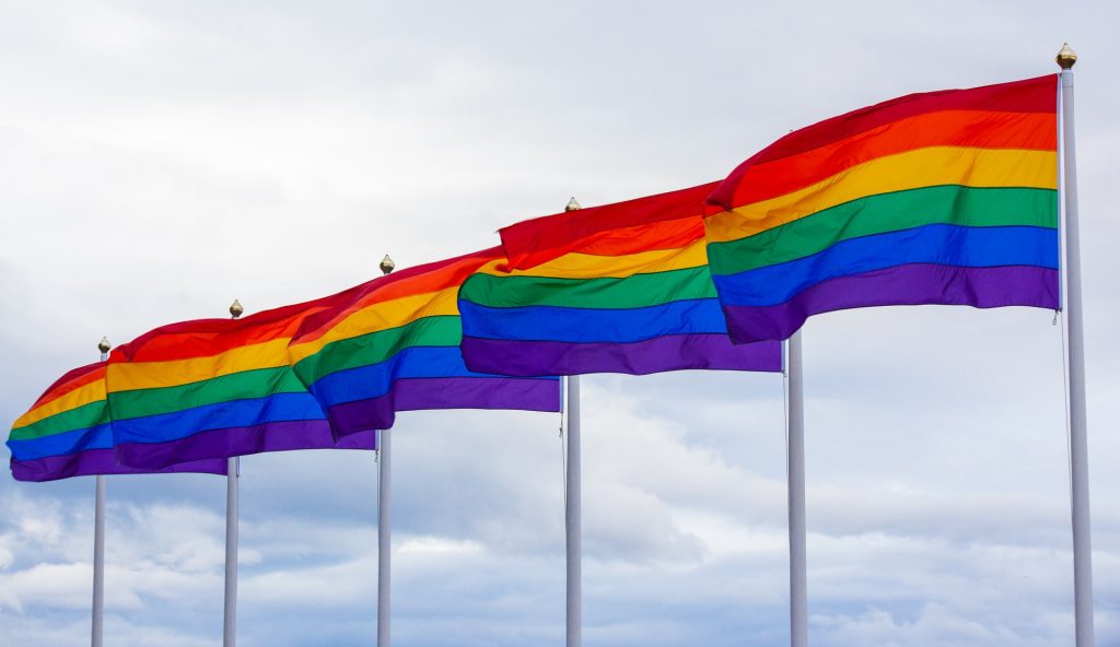 Corte Europeia determina que Rússia reconheça casamentos homoafetivos