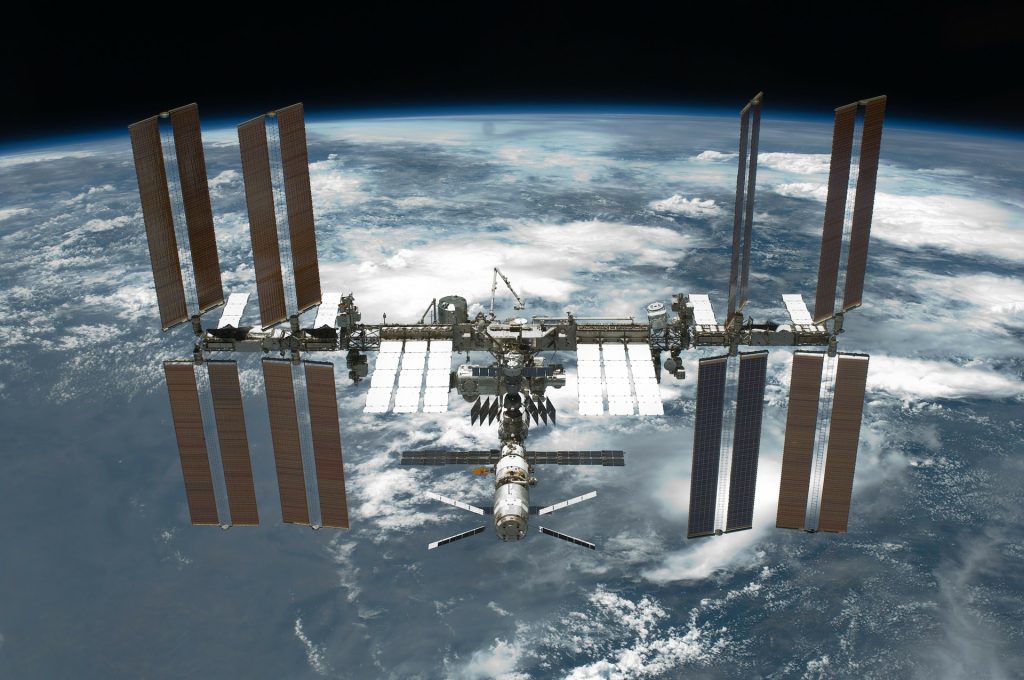 Novas rachaduras mostram deterioração de módulo russo na Estação Espacial