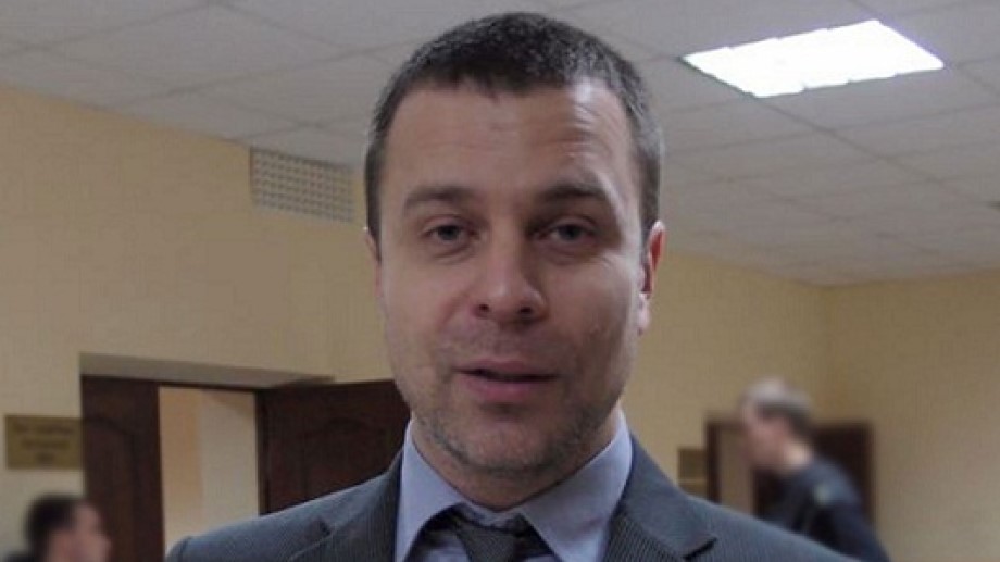Jornalista investigativo é adicionado à lista de procurados pelo governo da Rússia