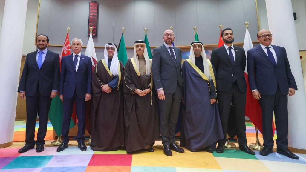 Países europeus e árabes firmam acordo para ampliar as relações estratégicas