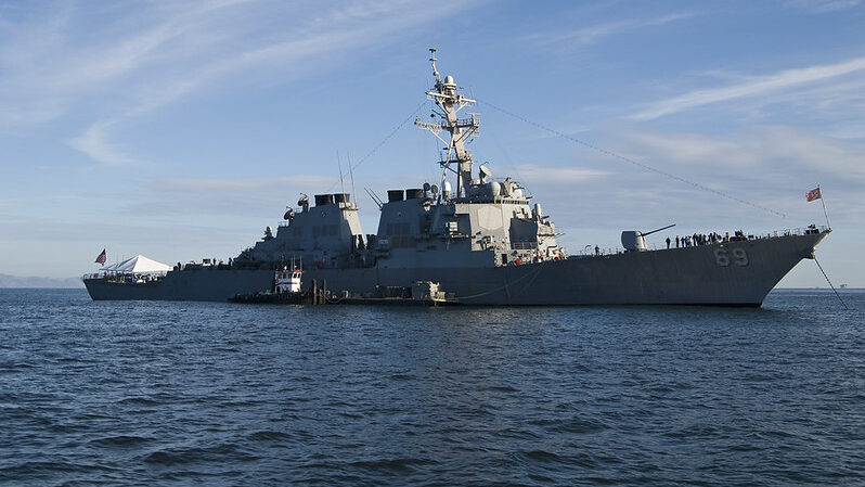 EUA enviam navio de guerra de superfície mais avançado para o Leste da Ásia
